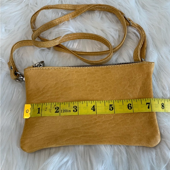 Maxon Collection Yellow Leather Crossbody Bag - Picture 5 of 7